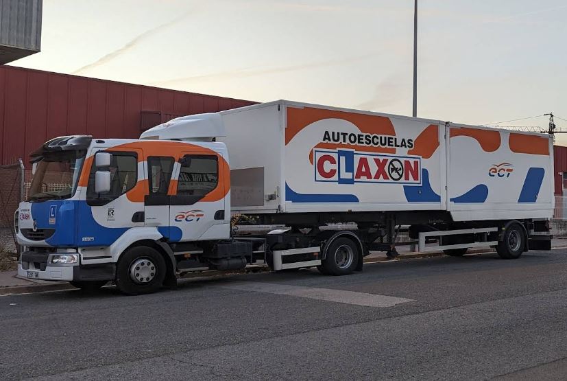 autoescuela claxon vitoria